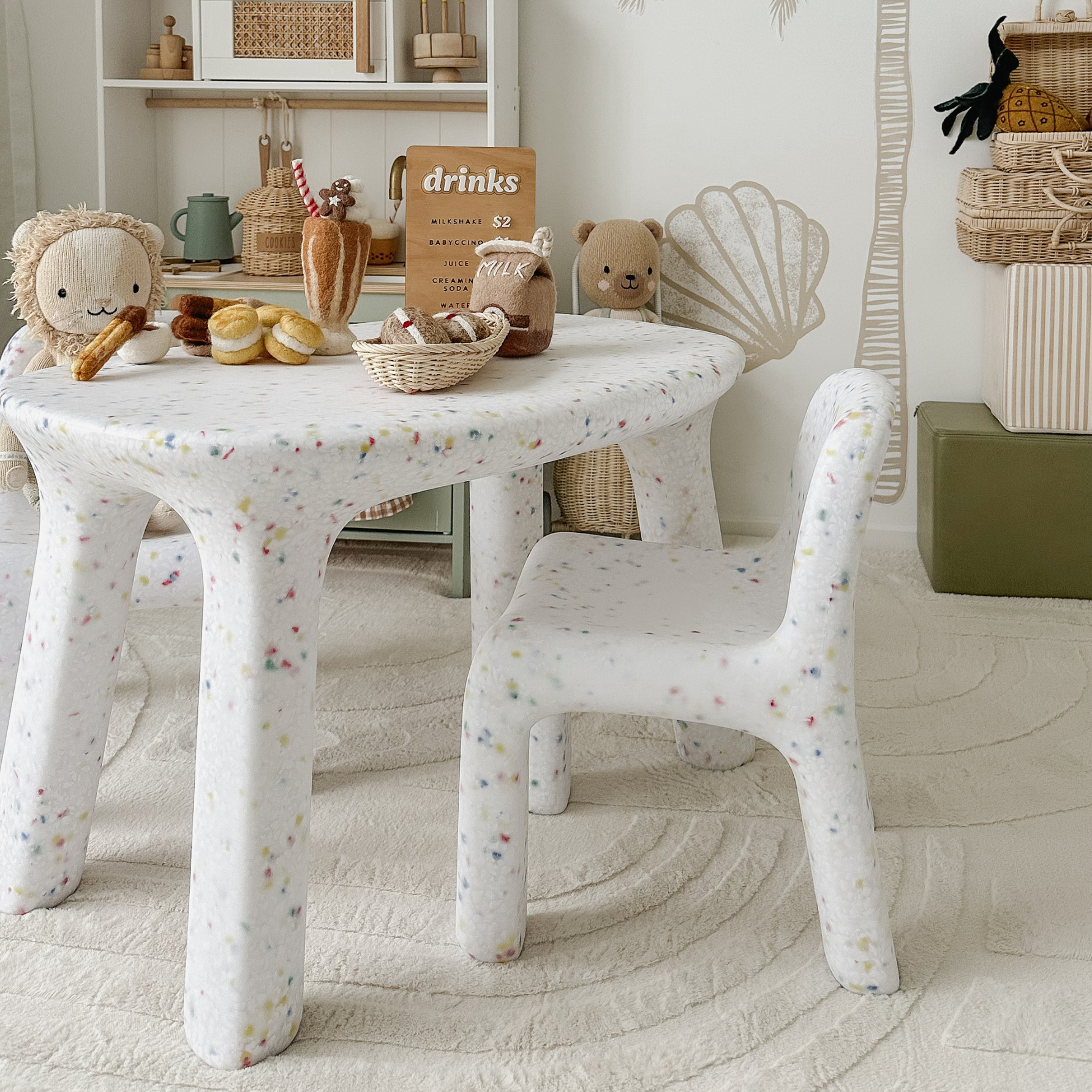 White kids table and chairs