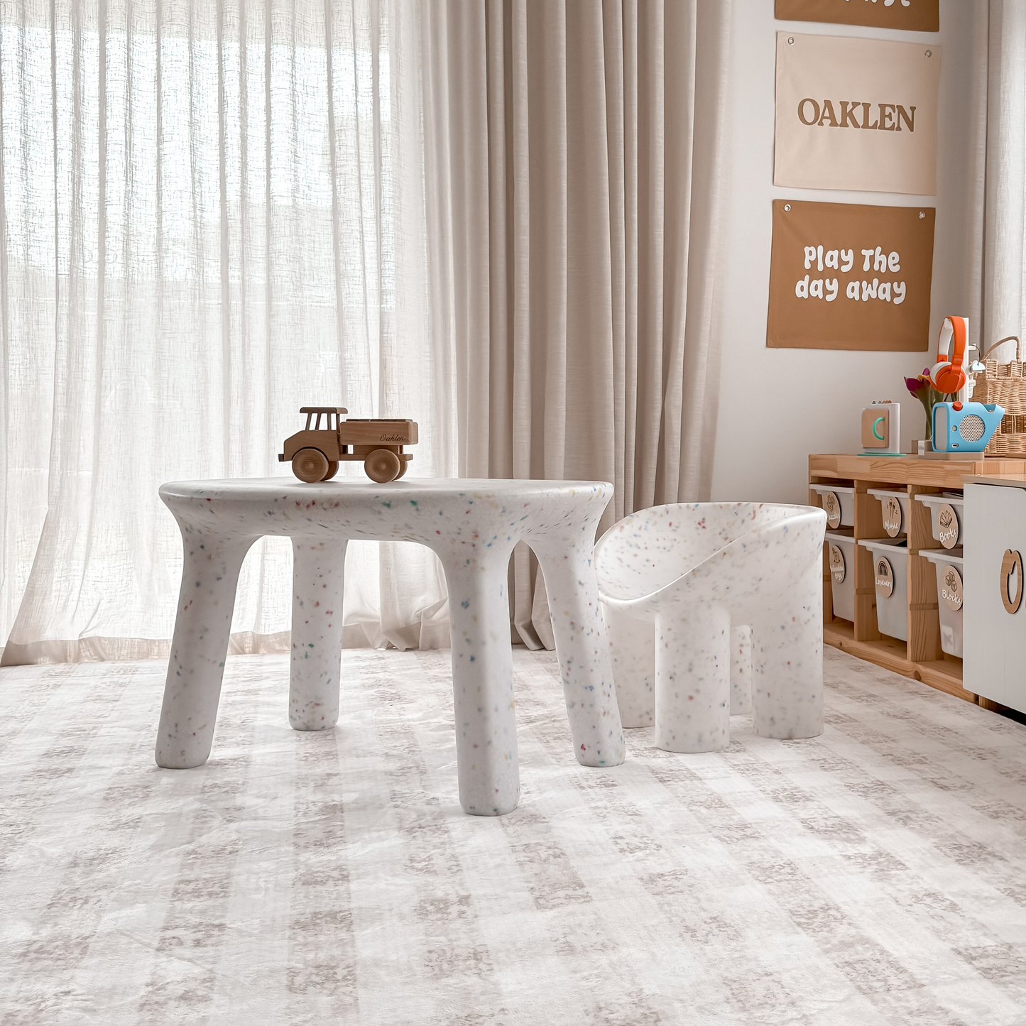 White kids table and chairs